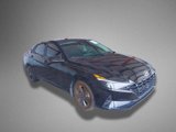 Used 2023 Hyundai Elantra SEL image 2