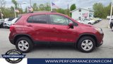 Used 2022 Chevrolet Trax LT w/ LT Convenience Package image 2