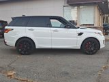 Used 2022 Land Rover Range Rover Sport HST image 2