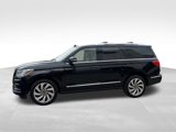 Used 2020 Lincoln Navigator Reserve image 4