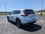 Used 2024 Nissan Rogue SV image 6