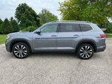 Used 2022 Volkswagen Atlas SEL Premium image 2