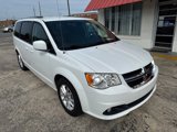 Used 2019 Dodge Grand Caravan SXT image 2