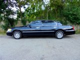 Used 2001 Lincoln Town Car Cartier L image 2