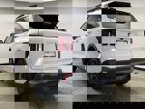 Used 2024 Kia Sorento SX Prestige image 3