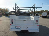 Used 2024 GMC Sierra 2500 Pro w/ Convenience Package image 4