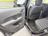 Used 2017 Chevrolet Equinox LT w/ Convenience Package image 5