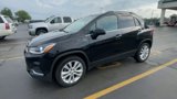Used 2020 Chevrolet Trax Premier image 2