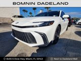 Used 2025 Toyota Camry SE image 2