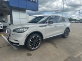 Used 2023 Lincoln Aviator Reserve w/ Equipment Group 201A image 4