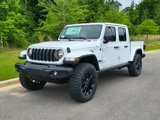 New 2025 Jeep Gladiator Sport image 2