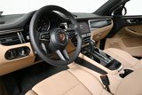 Used 2025 Porsche Macan image 4