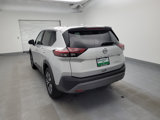 Used 2023 Nissan Rogue SV image 5