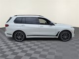 Used 2025 BMW X7 M60i image 5