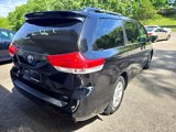 Used 2014 Toyota Sienna LE image 5