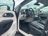 Certified 2022 Chrysler Pacifica Touring-L image 2