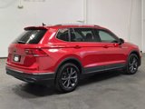 Used 2022 Volkswagen Tiguan SE w/ Panoramic Sunroof Package image 3