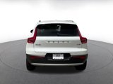 Used 2024 Volvo XC40 B5 Core image 4