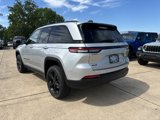 New 2024 Jeep Grand Cherokee Altitude image 4