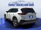Used 2023 Nissan Rogue SL image 3