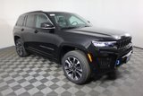 New 2025 Jeep Grand Cherokee Overland w/ Luxury Tech Group IV image 2