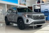 New 2025 Volkswagen Atlas SE image 2