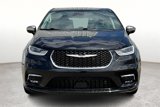 Used 2023 Chrysler Pacifica Limited image 4