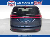 New 2025 Chrysler Pacifica Limited w/ Uconnect Theater Family Group image 4