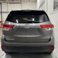 Used 2017 Toyota Highlander SE image 6