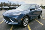 New 2025 Buick Envista Avenir image 3