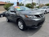 Used 2017 Nissan Rogue Sport SV image 3