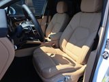 Used 2025 Porsche Macan image 5