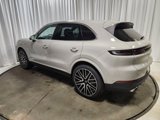 Used 2025 Porsche Cayenne image 3