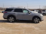 New 2025 Nissan Pathfinder Platinum image 4