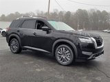 New 2025 Nissan Pathfinder SL w/ SL Premium Package image 2