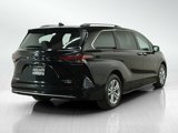 Used 2024 Toyota Sienna Platinum image 5