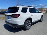 New 2025 Honda Pilot Elite image 3