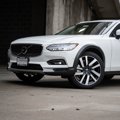 New 2026 Volvo V90 B6 Cross Country Ultra image 2