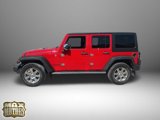 Used 2015 Jeep Wrangler Unlimited Rubicon w/ Connectivity Group image 4