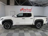 Used 2024 Toyota Tacoma TRD Off-Road image 2