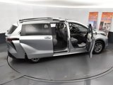 Used 2023 Toyota Sienna XLE image 6