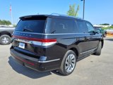 Used 2024 Lincoln Navigator Reserve image 3