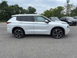 New 2025 Mitsubishi Outlander SEL image 4