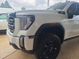 Used 2024 GMC Sierra 2500 AT4 w/ Technology Package image 4
