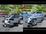 New 2025 Chevrolet Traverse LT w/ Driver Confidence Package image 4