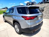 Used 2024 Chevrolet Traverse LT w/ Rear Camera Mirror Package image 3