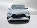 Used 2024 Toyota Highlander XLE image 2