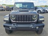New 2025 Jeep Gladiator Sport image 2