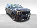 Used 2024 Kia Sorento S image 2