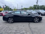Used 2022 Nissan Altima 2.5 SR image 2